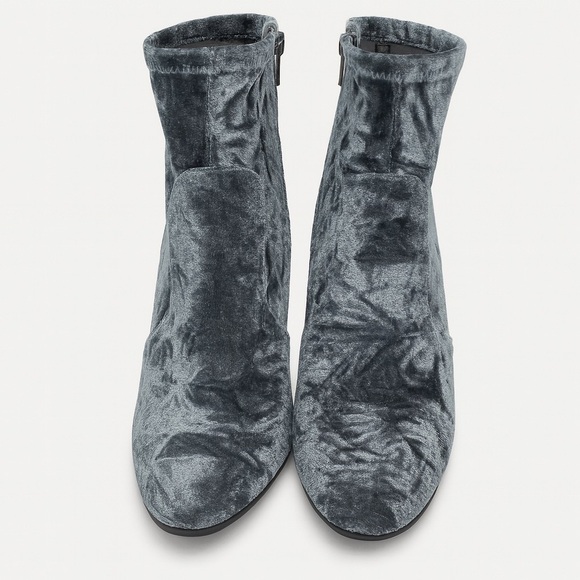 New Steve Madden Aquamarine Velvet Ankle Boots – Block Heel, Side Zip - Picture 3 of 4